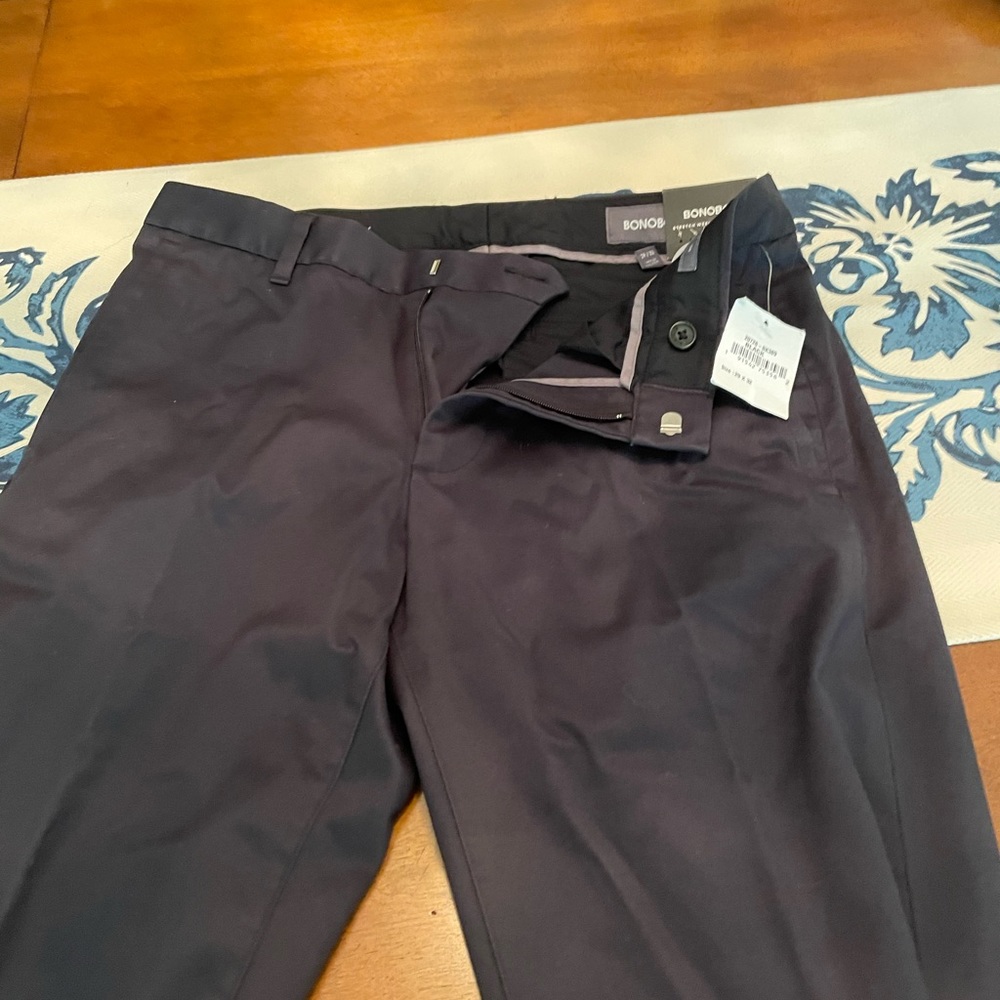 Men’s pants - never worn!  Bonobos brand bought at Nordstrom February 2020.